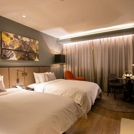 Yitel Premium Hotell Shanghai Exteriör bild
